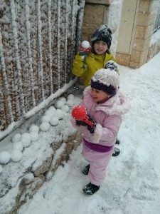 snow ball maker in snowy israel